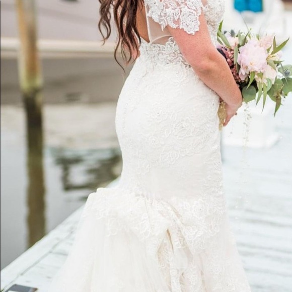 Eve of milady wedding dress - Picture 6 of 10